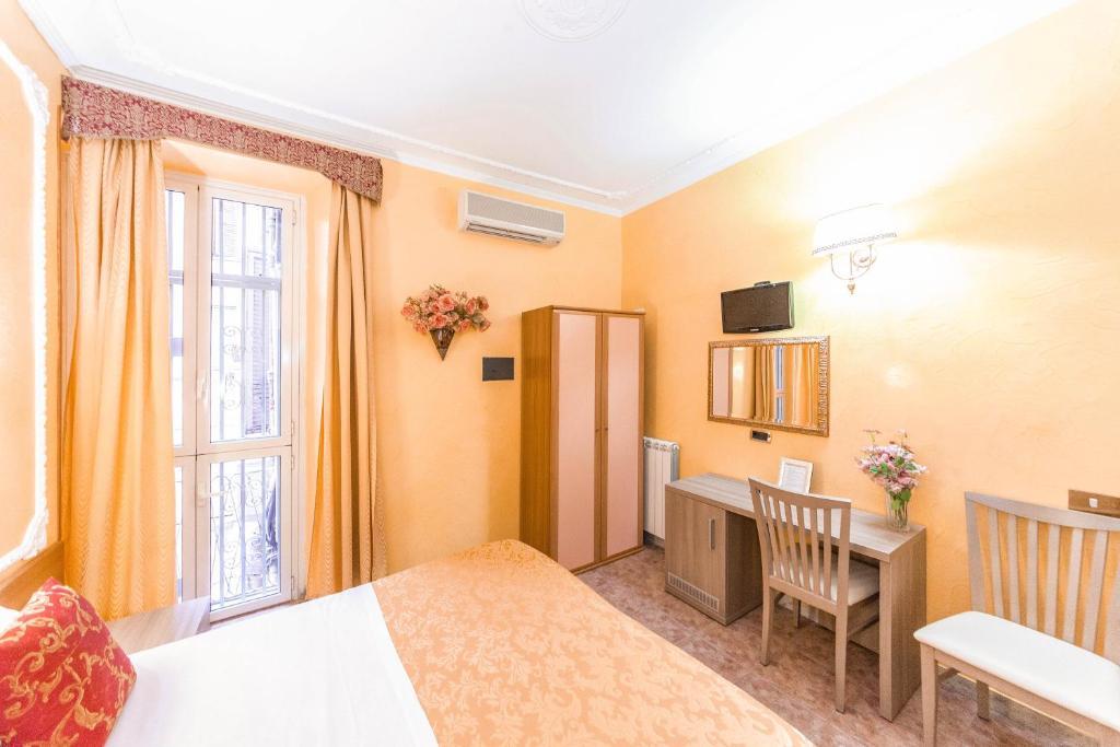 Downtown Accommodation Рим Экстерьер фото
