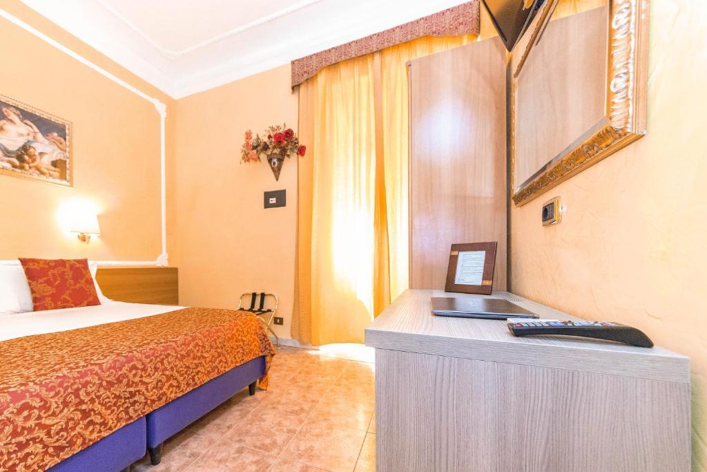 Downtown Accommodation Рим Экстерьер фото