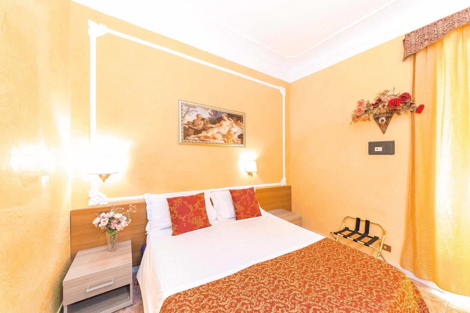 Downtown Accommodation Рим Экстерьер фото